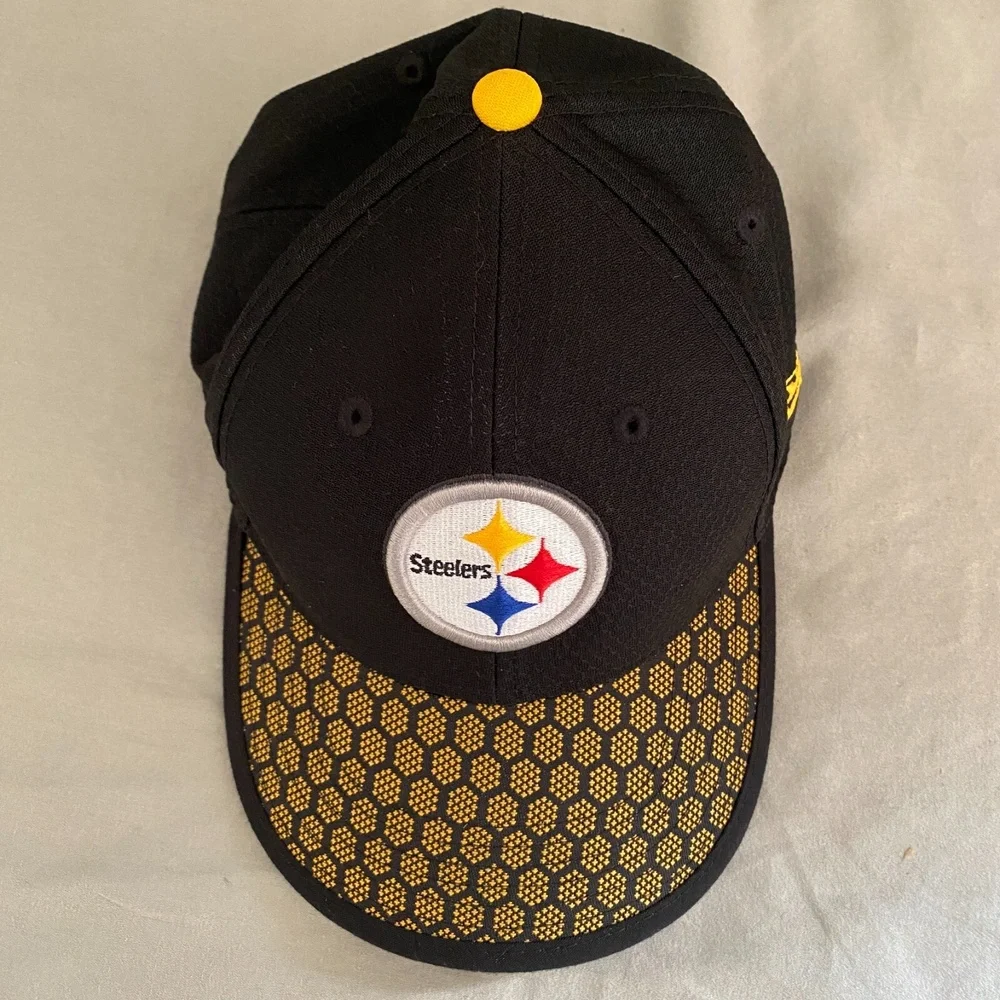 Pittsburgh Steelers‎ Child Youth Size New Era Fitted Hat Metal NFL Medallion